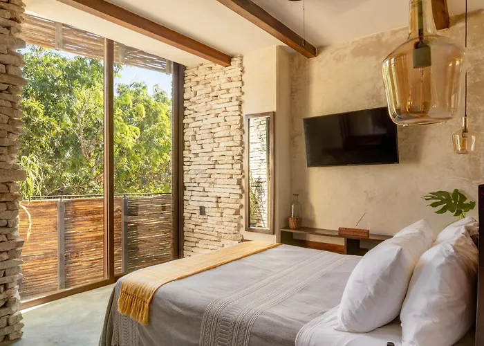 Fantastic 6br Luxury Penthouse 12ppl Rooftop Pool & Bathtub Villa *