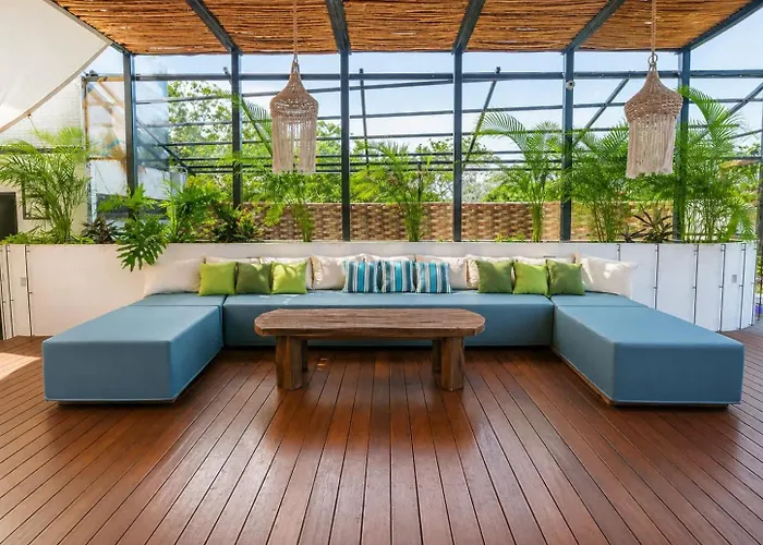 Fantastic 6br Luxury Penthouse 12ppl Rooftop Pool & Bathtub