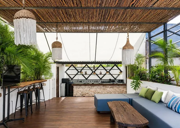 Fantastic 6br Luxury Penthouse 12ppl Rooftop Pool & Bathtub *